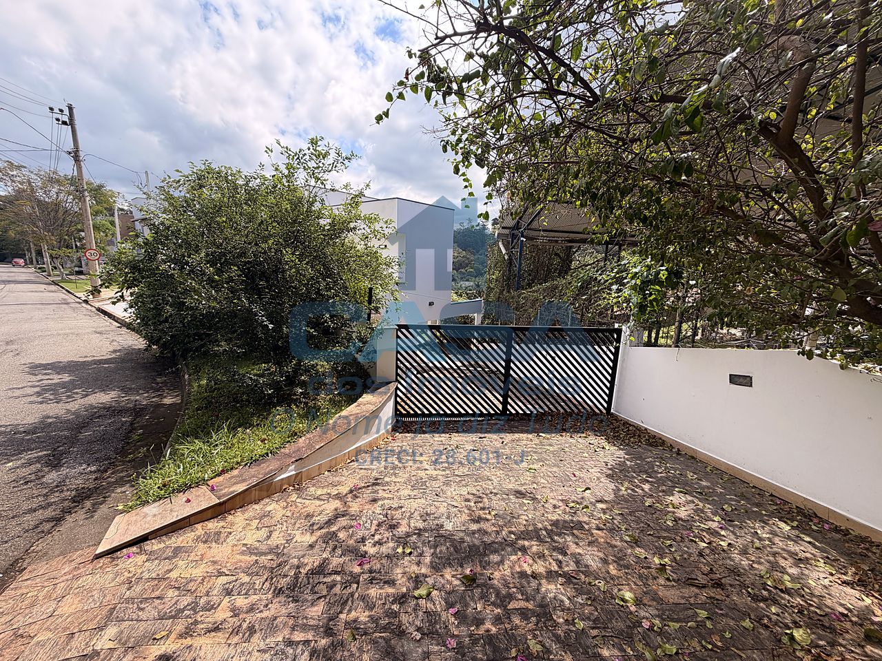 Linda Casa em Condomínio de Alto Padrão — foto 2